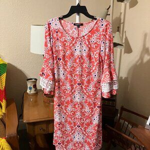 Women’s Sz. 8 Glamour Shift Dress with Layered Bell Sleeves Paisley Type Print